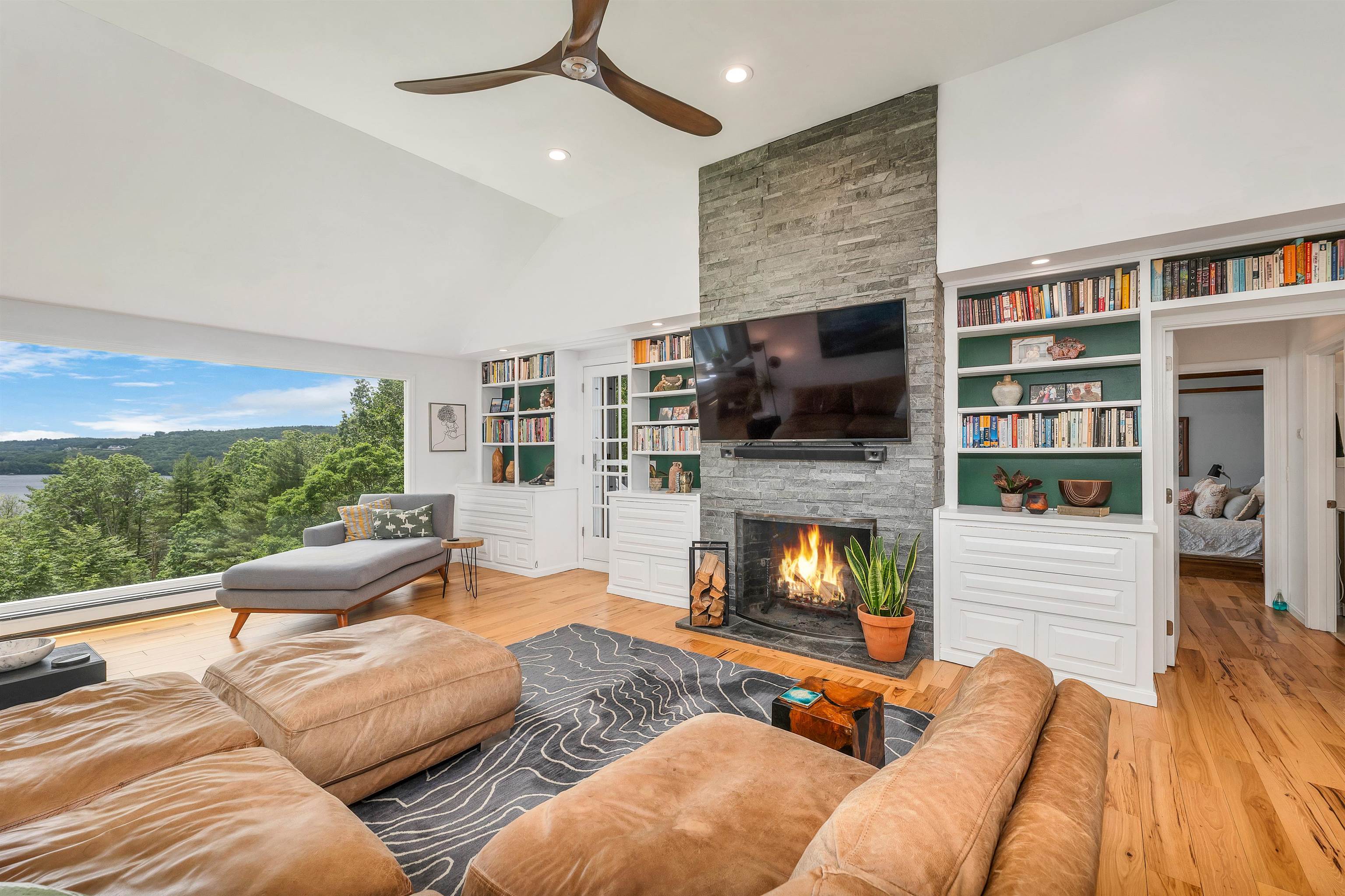 43 Oak Knoll Road