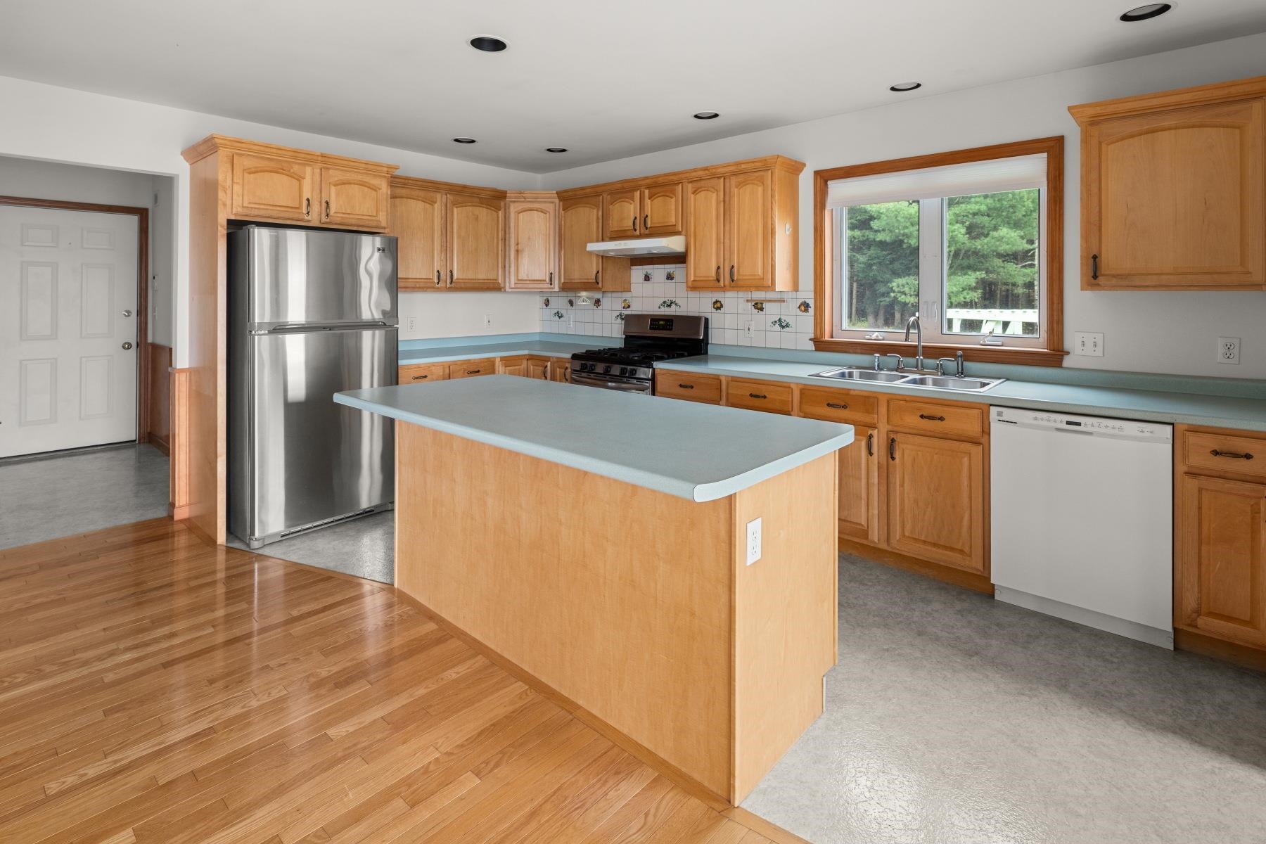 307 West Sleepy Hollow Road