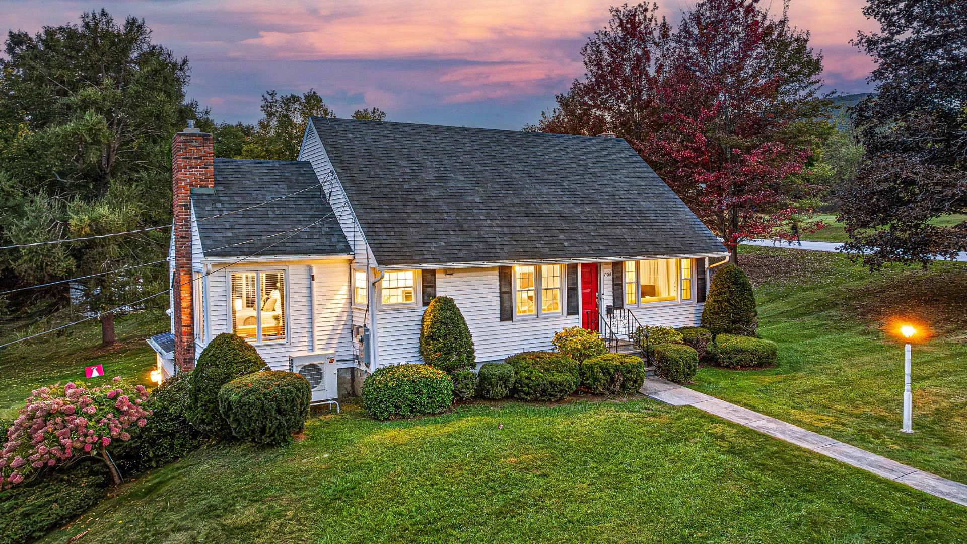 706 Jefferson Heights