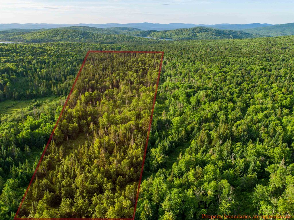 Photo of 7 Diamond Pond Road #B, Stewartstown, NH 03576 (MLS # 5081662)