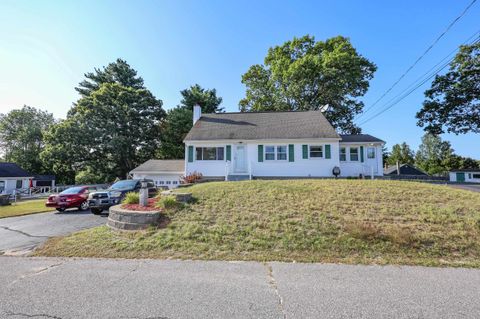 Photo of 20 B Street, Hudson, NH 03051 (MLS # 5060778)
