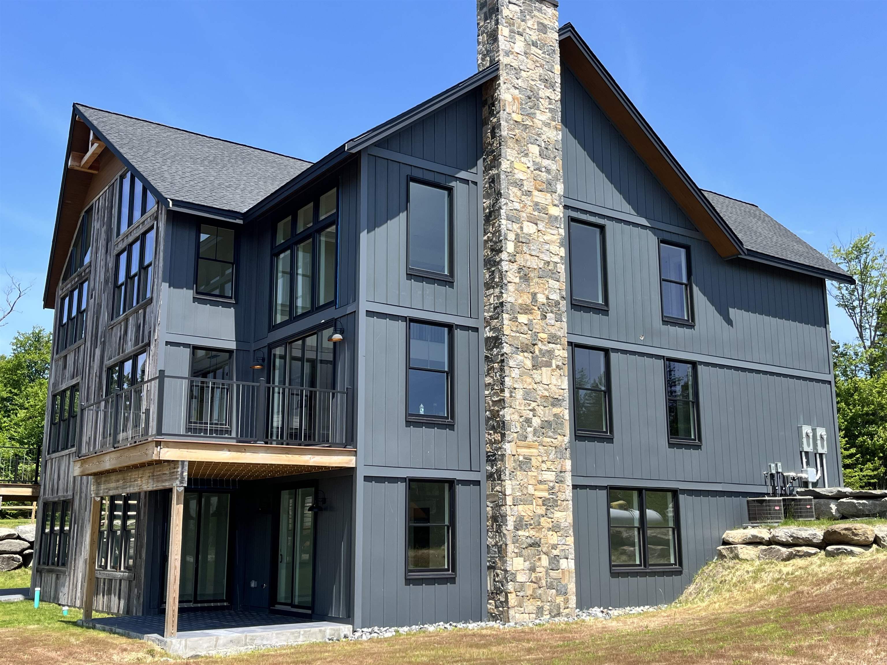 36 A or B Boulder Ridge Drive