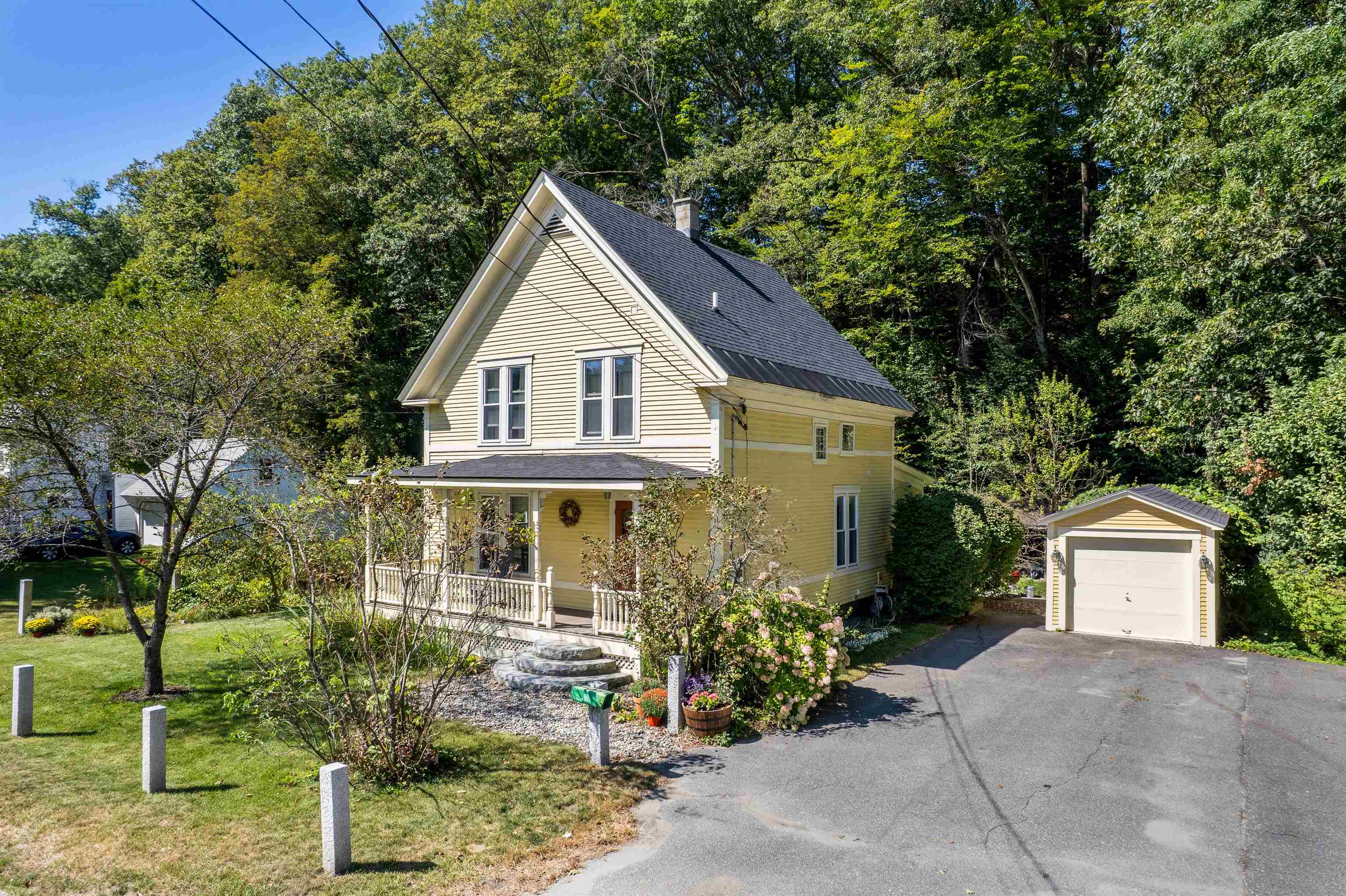 1612 Hartford Avenue