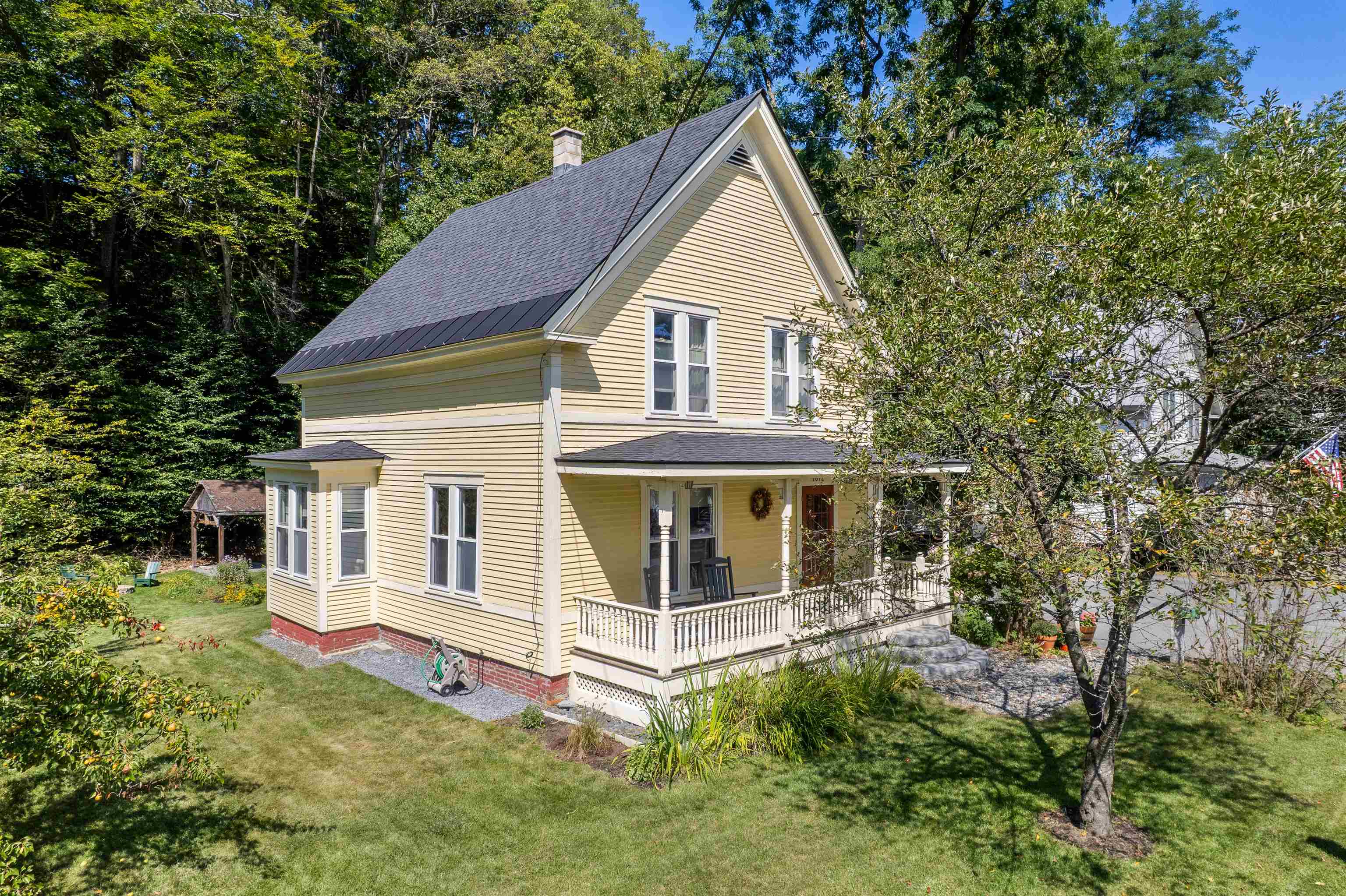 1612 Hartford Avenue