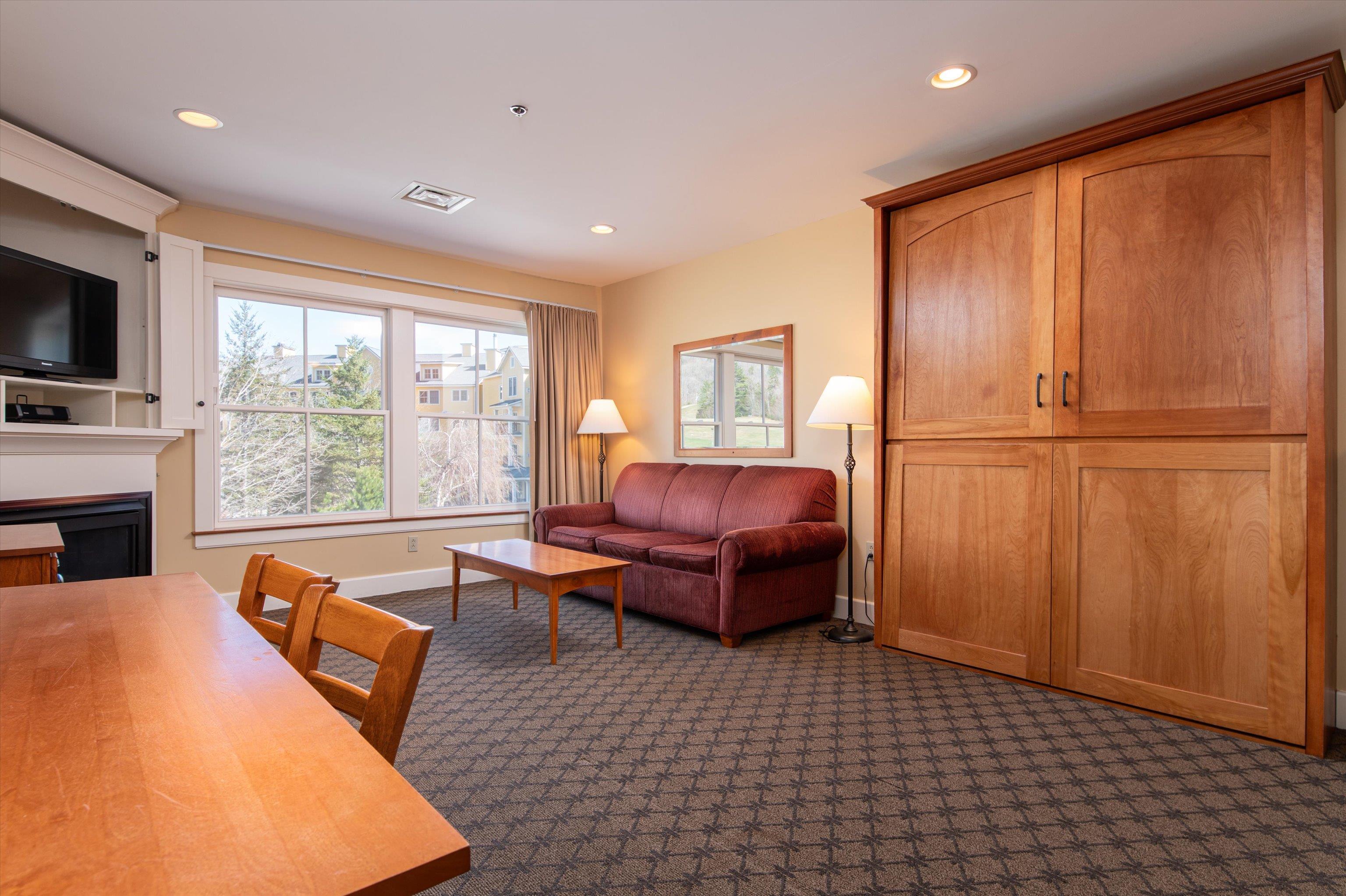 211/213 Qtr. I Jackson Gore Inn