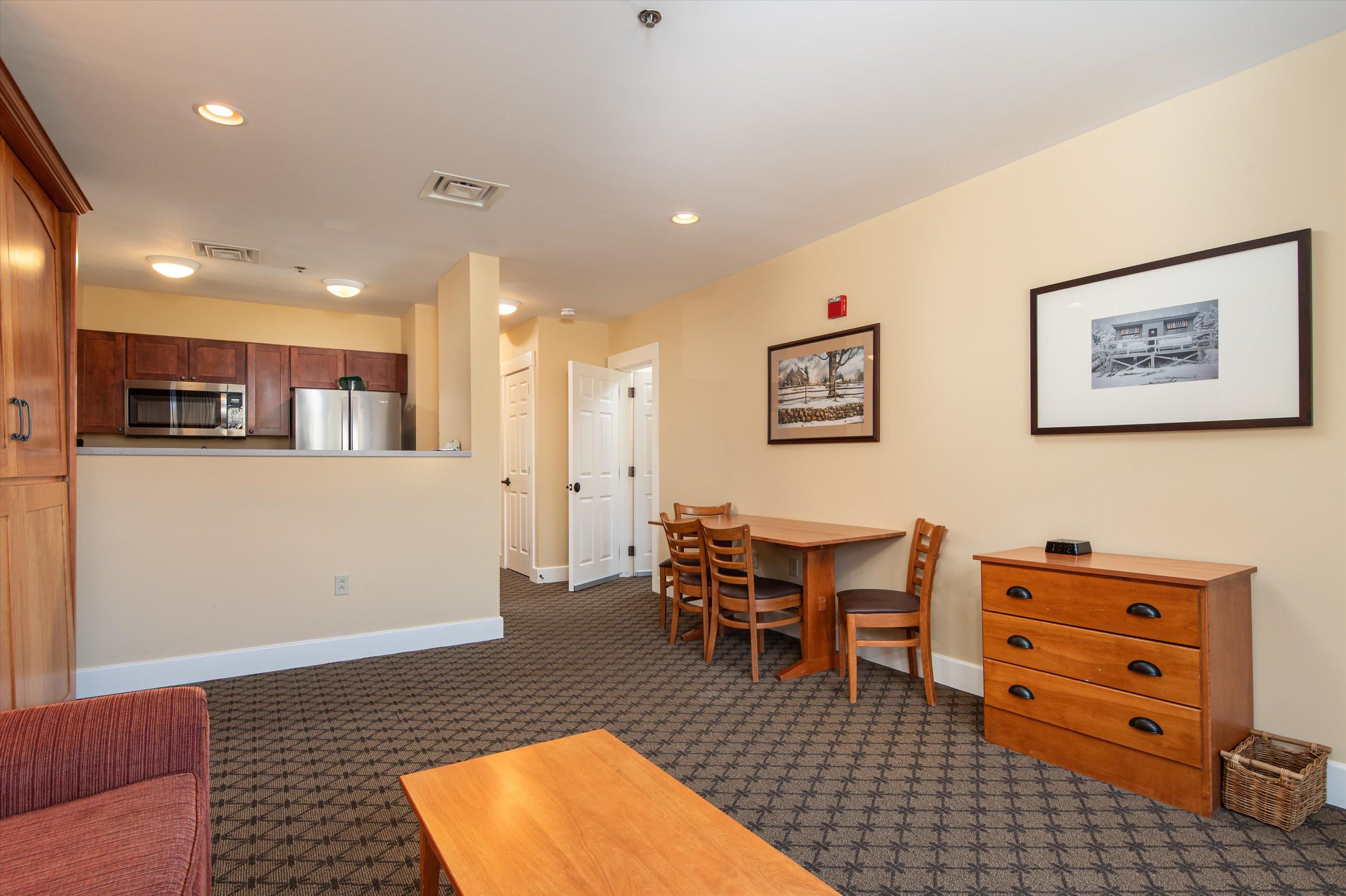 211/213 Qtr. I Jackson Gore Inn