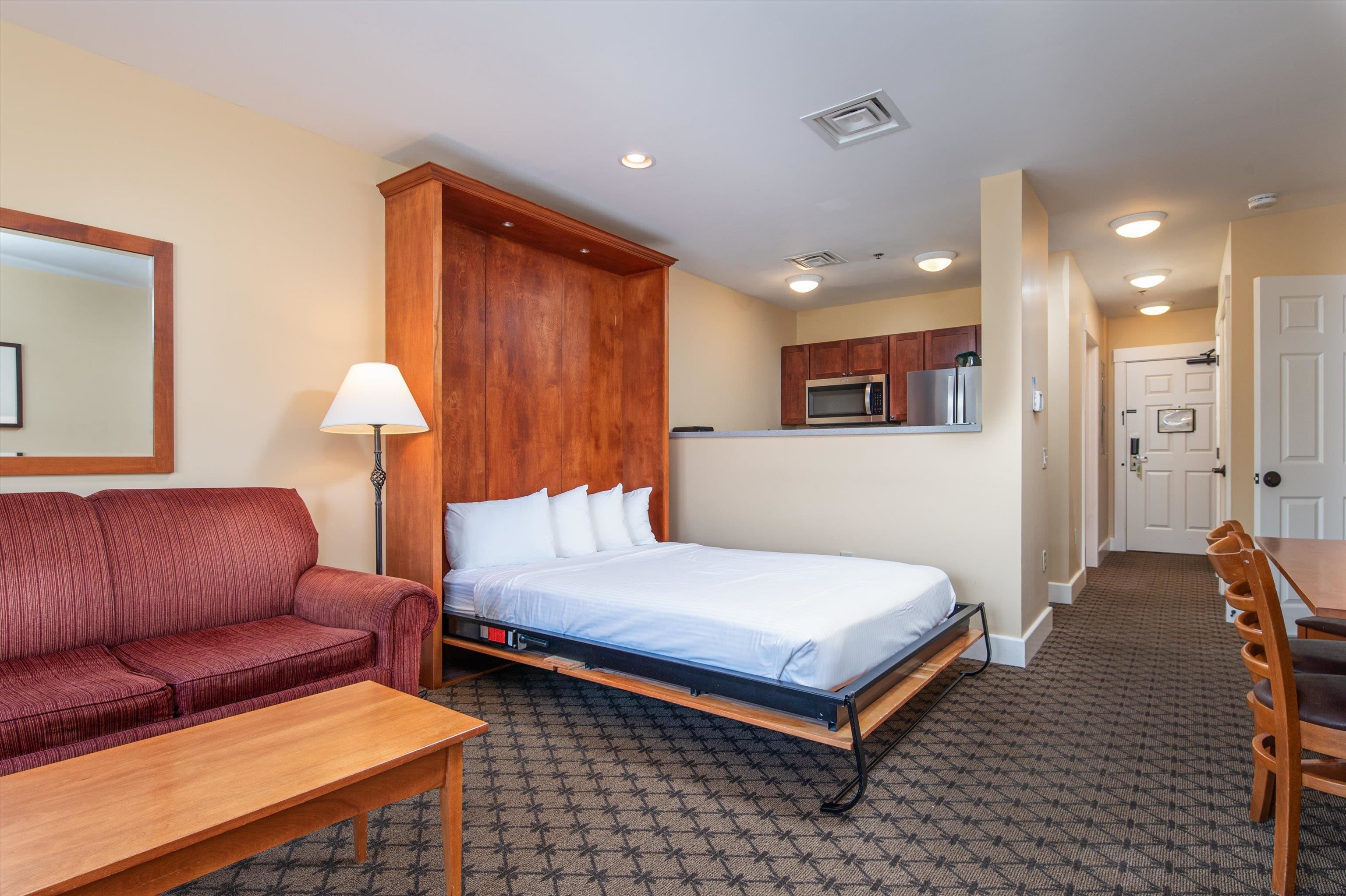 211/213 Qtr. I Jackson Gore Inn