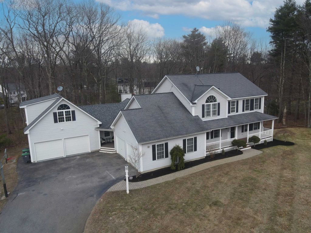 Photo of 10 Quarry Road, Hooksett, NH 03106 (MLS # 5082678)