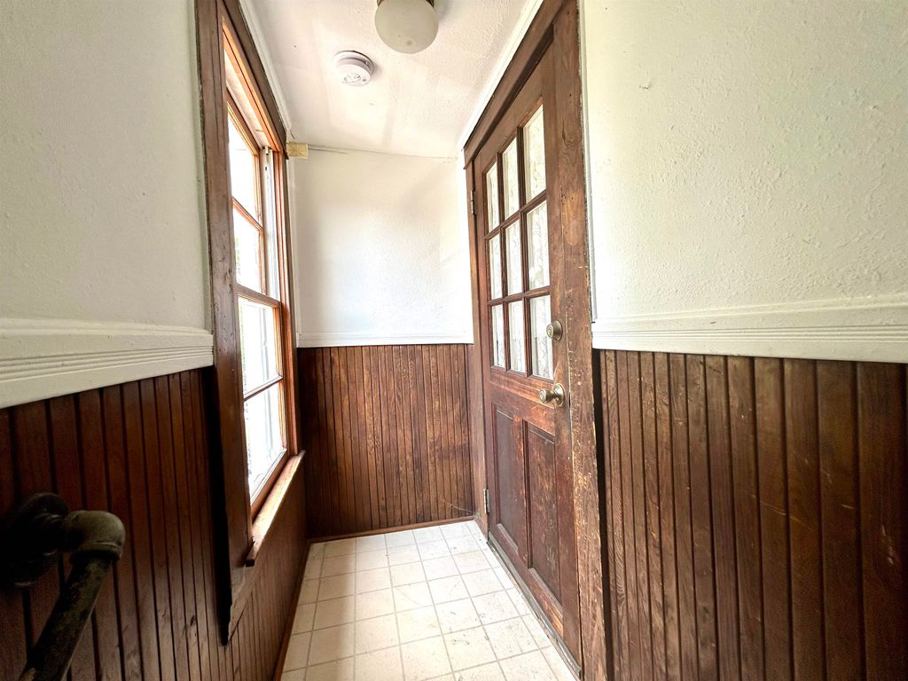 Photo of 147 Chestnut Street #3, Nashua, NH 03060 (MLS # 5066464)