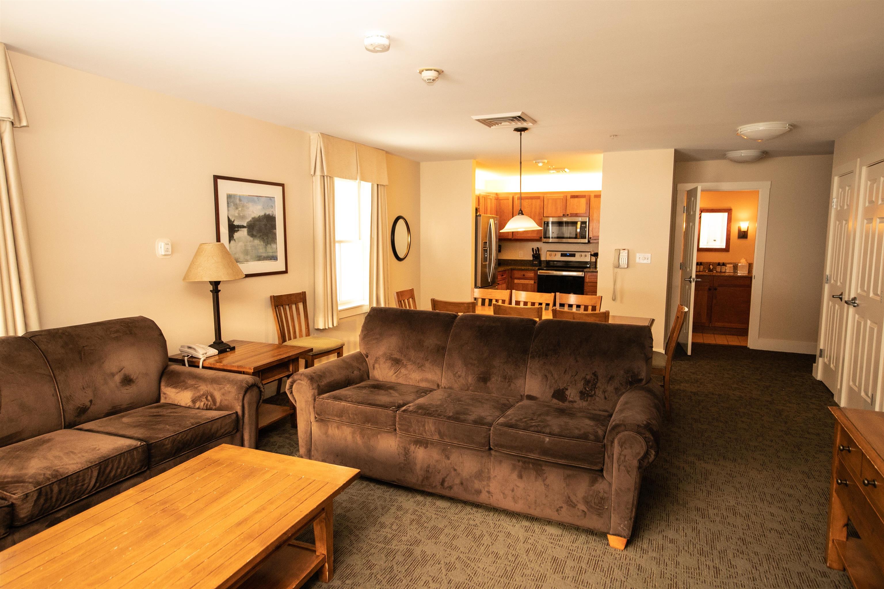 613/615 Qtr. I I I  Adams House