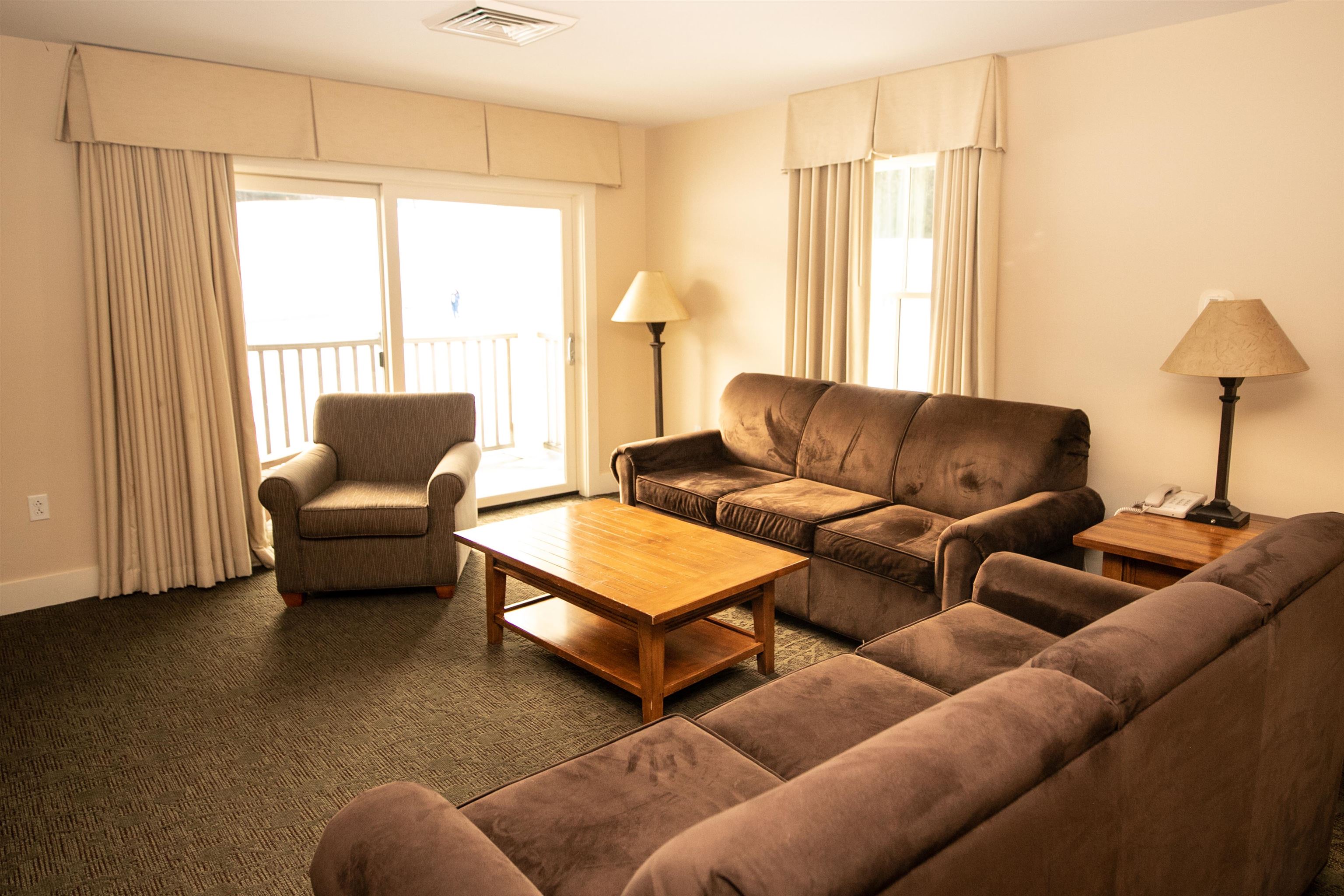 613/615 Qtr. I I I  Adams House