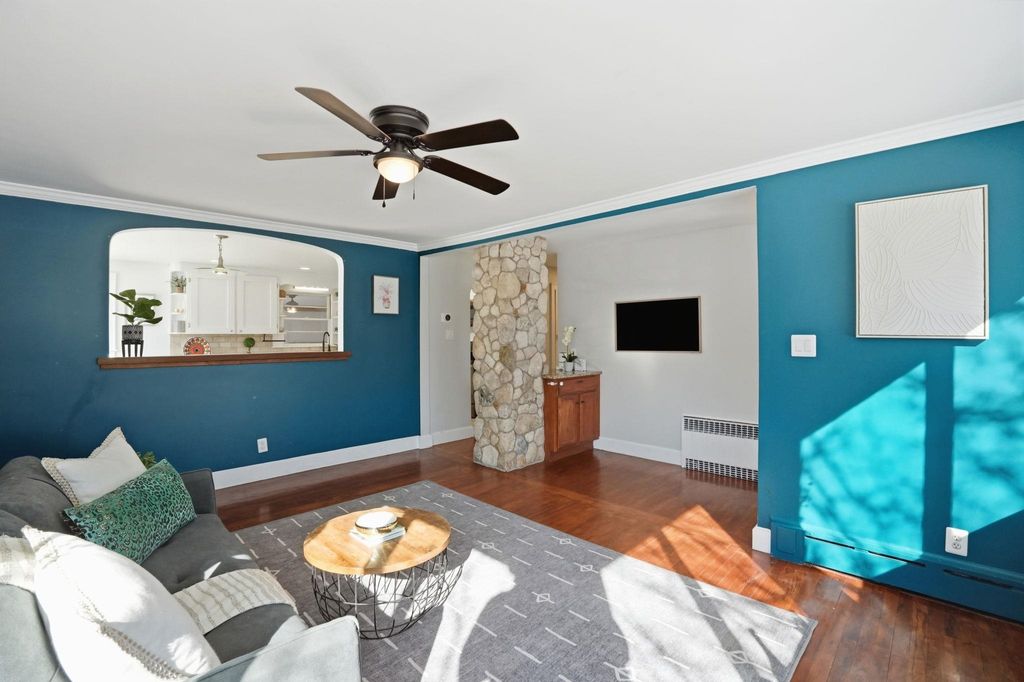 Photo of 224 Reed Street, Manchester, NH 03102 (MLS # 5077975)