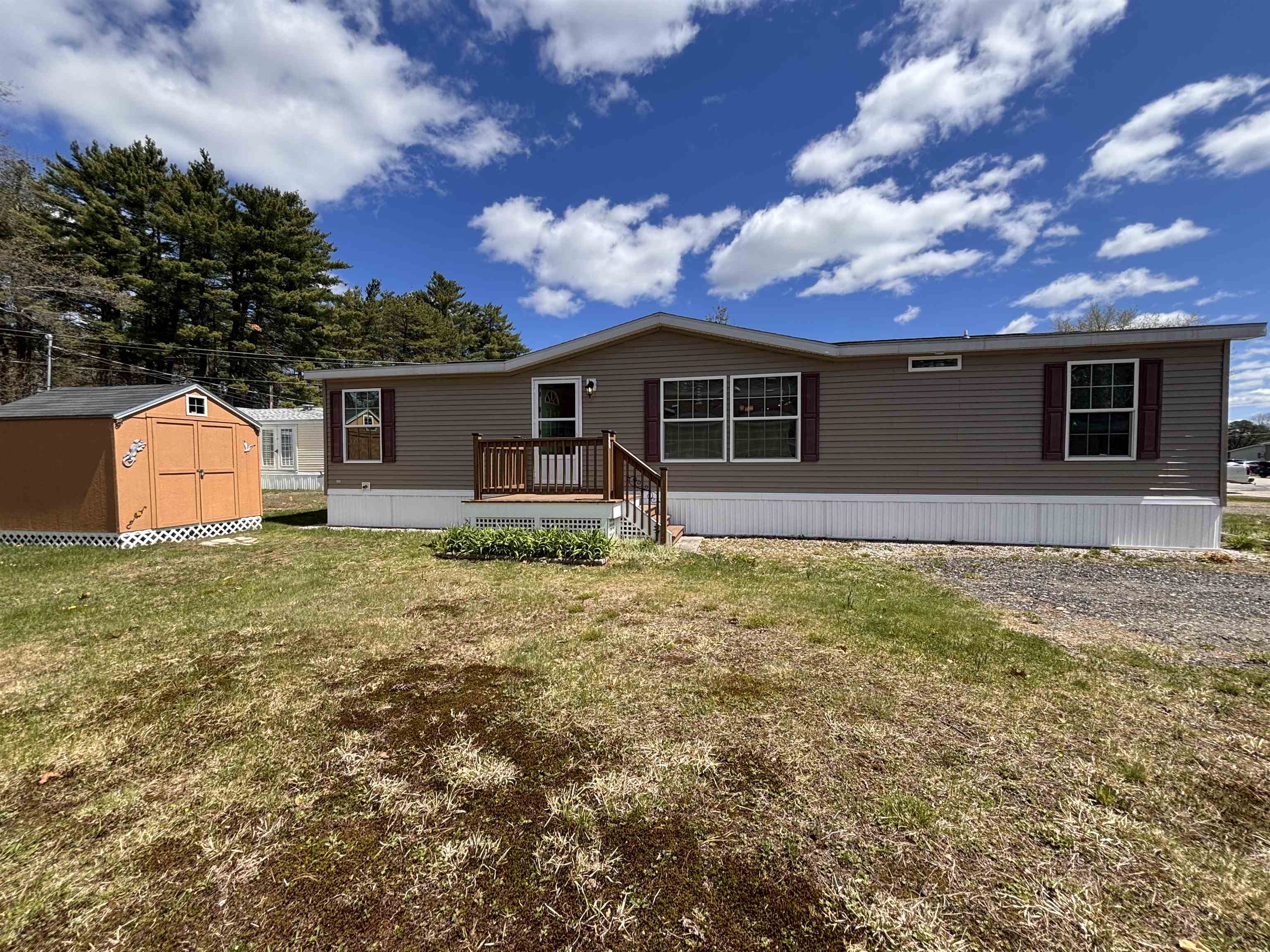 545 Elm Street 26