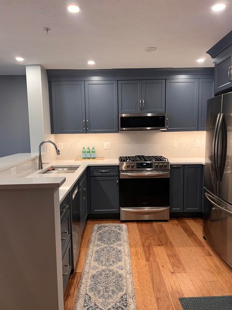 96 River Road 203 Manchester NH 03104