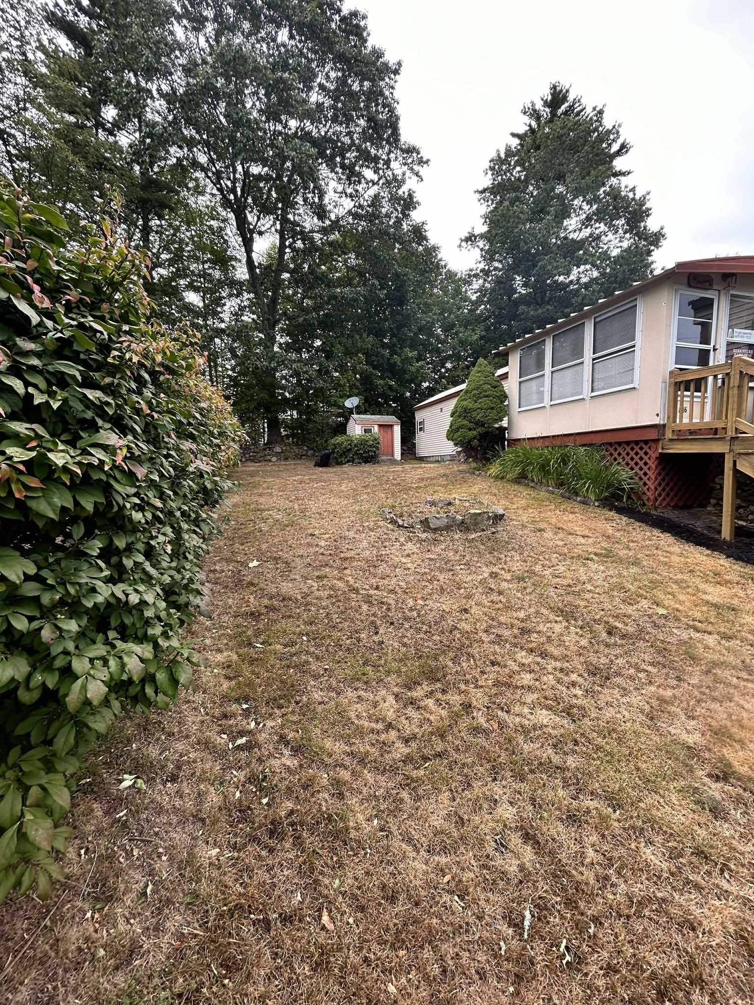 Epping, New Hampshire 03042, United States, 2 Bedrooms Bedrooms, ,1 BathroomBathrooms,Residential,Active,196064