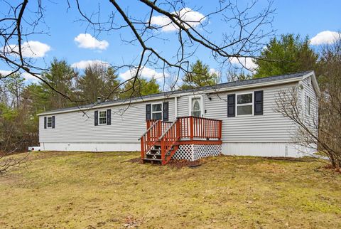 Photo of 12 Acre Street, Raymond, NH 03077 (MLS # 5082104)