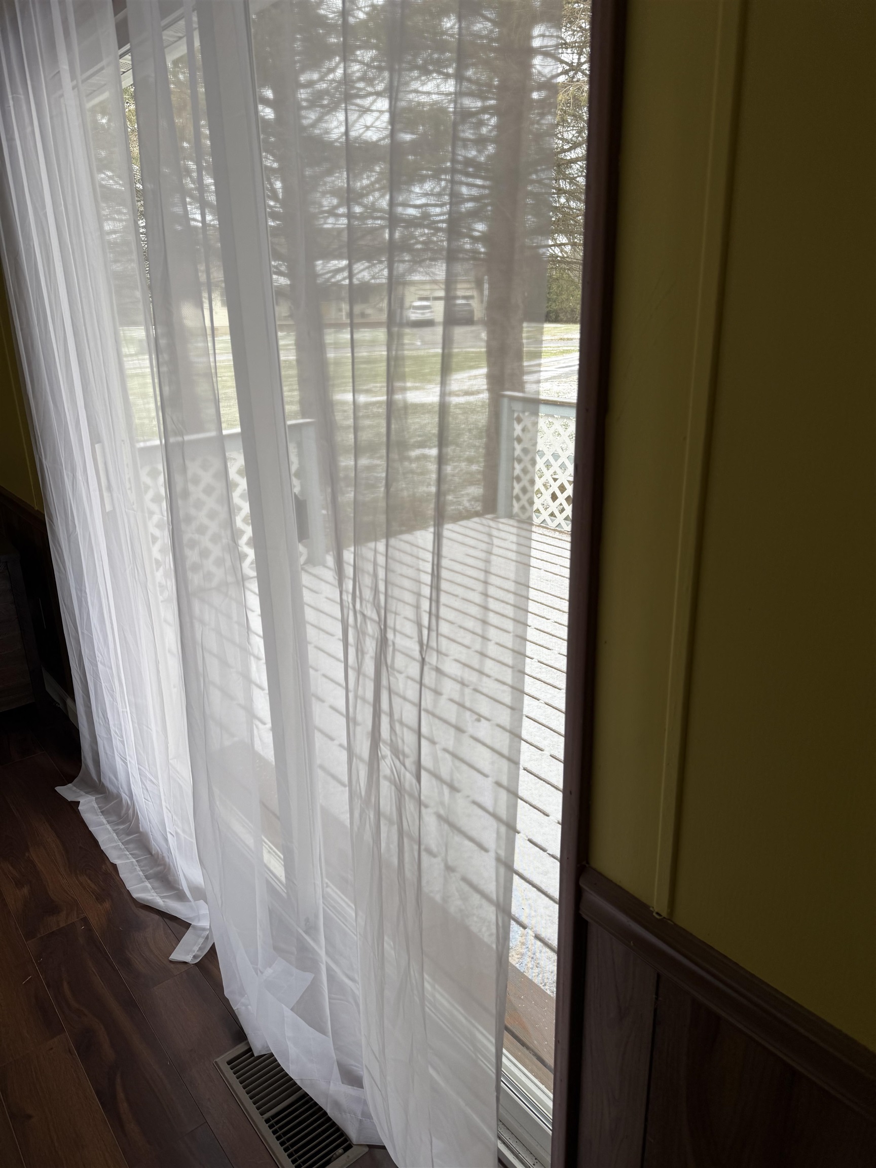 Vergennes, Vermont 05491, United States, 3 Bedrooms Bedrooms, ,2 BathroomsBathrooms,Residential,Pending,29046