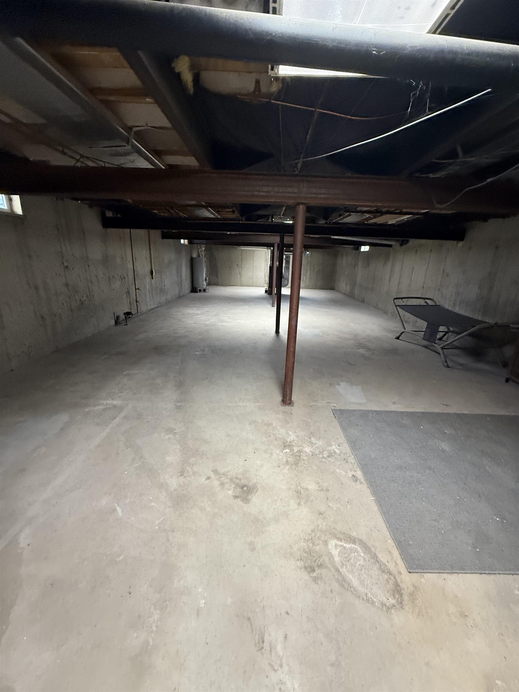 Vergennes, Vermont 05491, United States, 3 Bedrooms Bedrooms, ,2 BathroomsBathrooms,Residential,Pending,29046