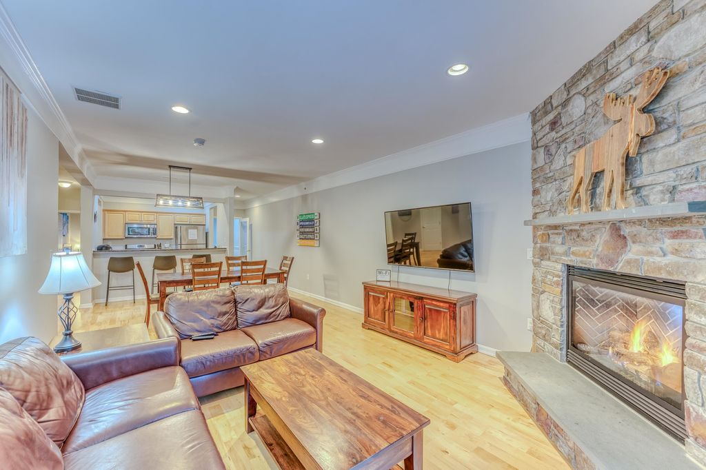 Photo of 8 Twin Tip Terrace #7, Lincoln, NH 03251 (MLS # 5074858)