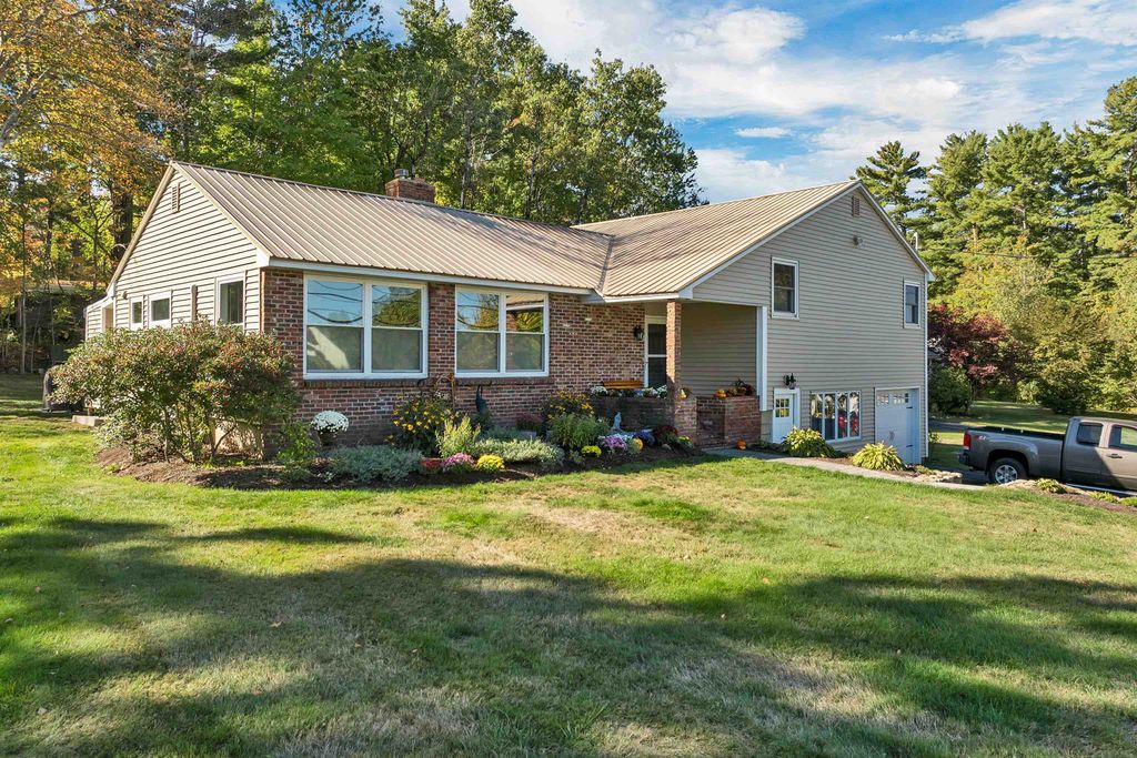 Photo of 71 Annis Drive #1, Gilford, NH 03249 (MLS # 5067124)