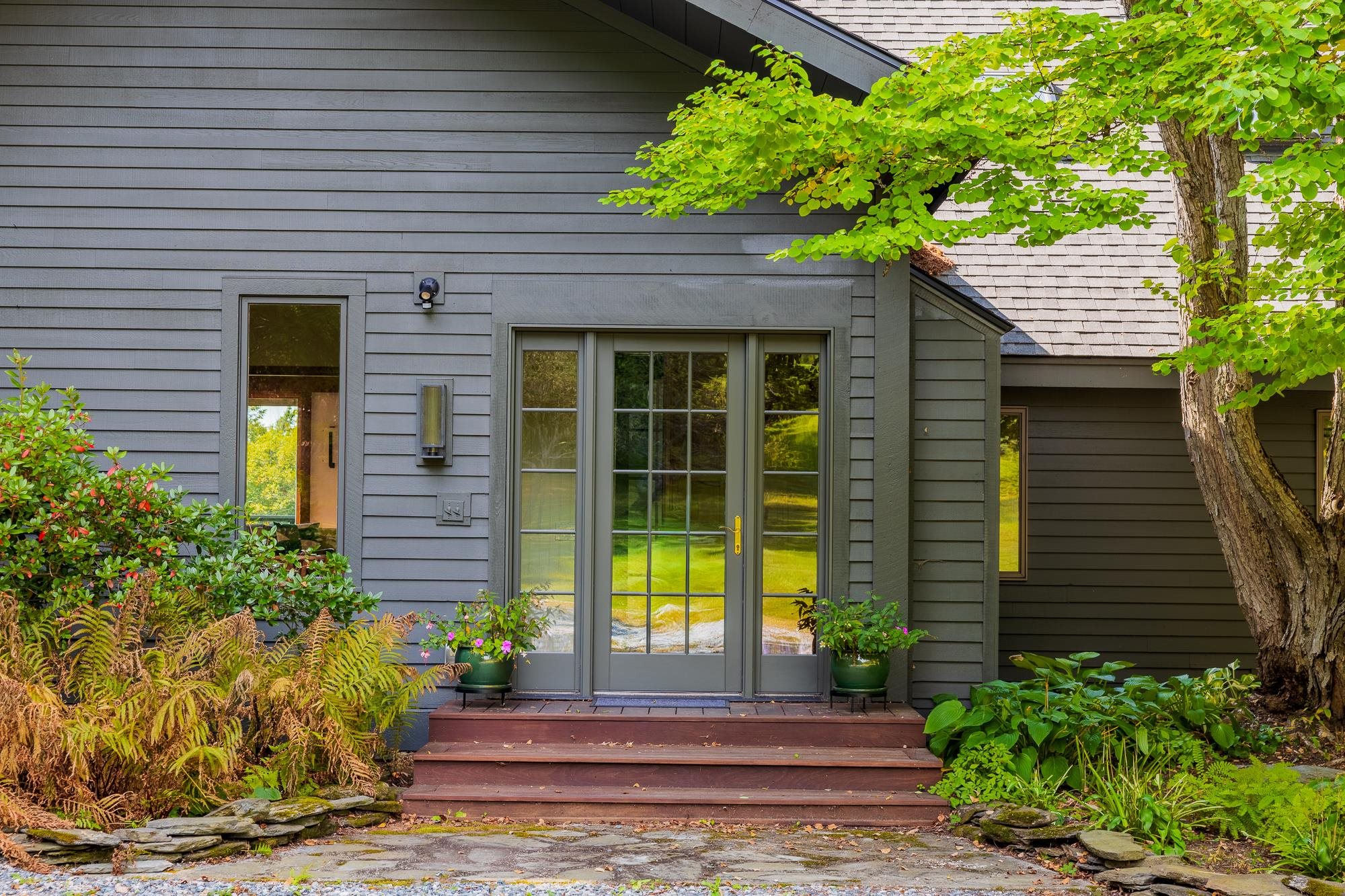 8 Parade Ground Road