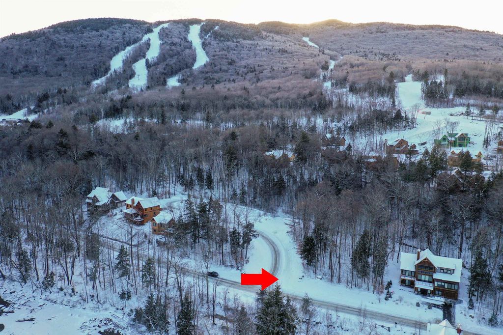 Photo of 131 Friendship Court #131, Lincoln, NH 03251 (MLS # 5072988)