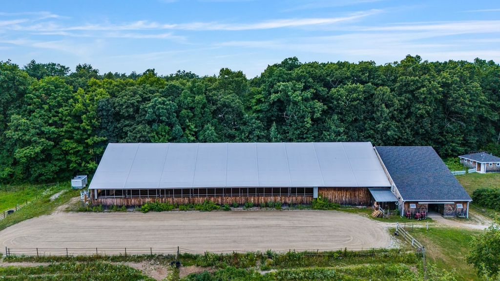 Photo of 4040 Pine Hill Road, Hollis, NH 03049 (MLS # 5079599)