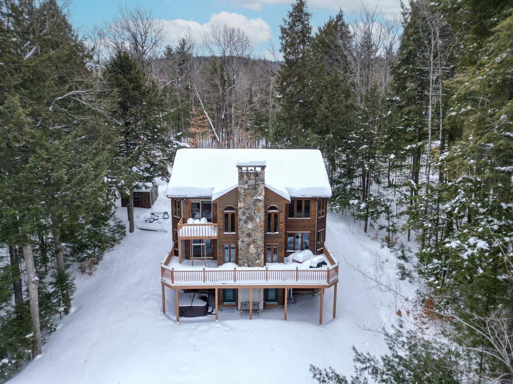 Photo of 103 Moat View Drive, Albany, NH 03818 (MLS # 5075185)