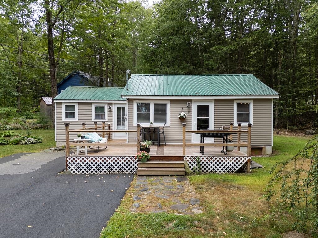 17 Merlin Road