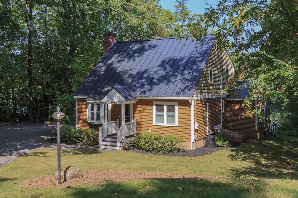 Photo of 111 Shore Drive, Henniker, NH 03242 (MLS # 5041891)