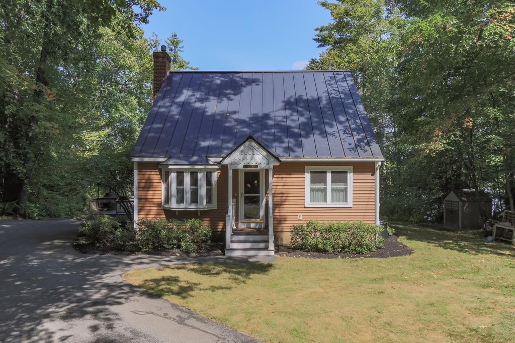 Photo of 111 Shore Drive, Henniker, NH 03242 (MLS # 5041891)