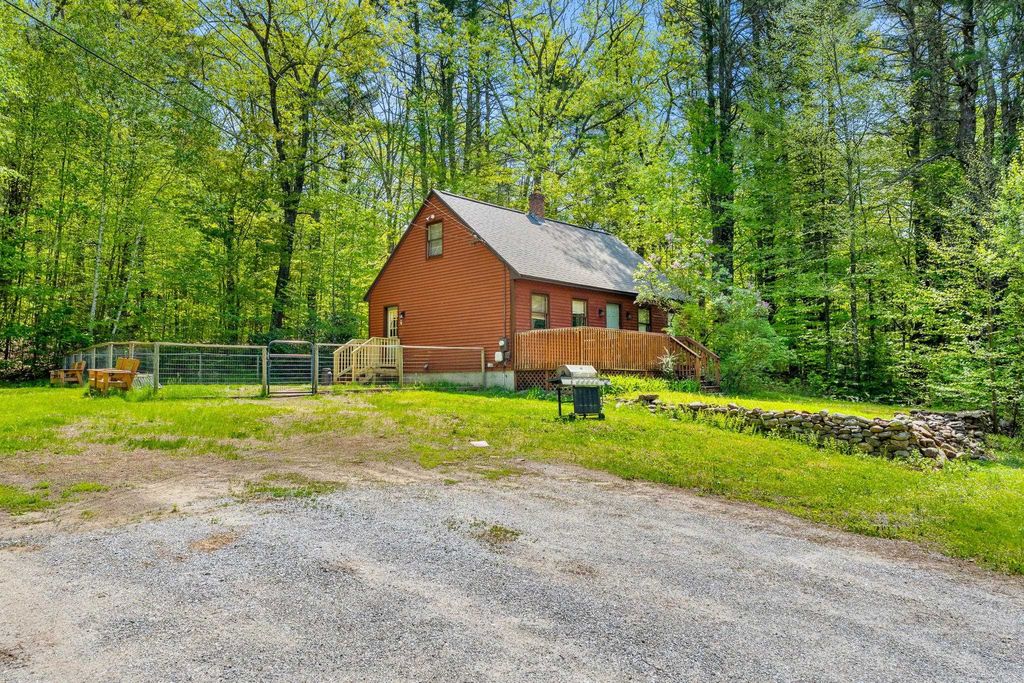 Photo of 16 Dels Road, Weare, NH 03281 (MLS # 5089661)