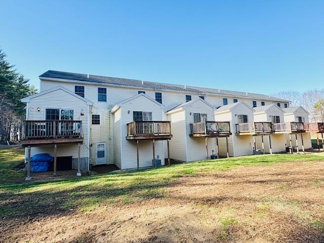 Epping, New Hampshire 03042, United States, 2 Bedrooms Bedrooms, ,2 BathroomsBathrooms,Residential,Pending,109018