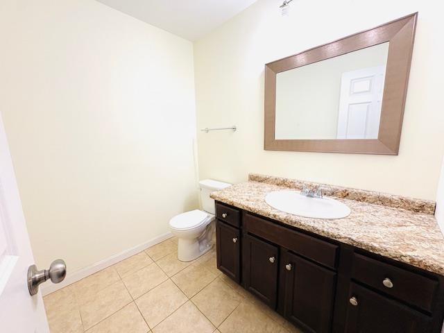 Epping, New Hampshire 03042, United States, 2 Bedrooms Bedrooms, ,2 BathroomsBathrooms,Residential,Pending,109018