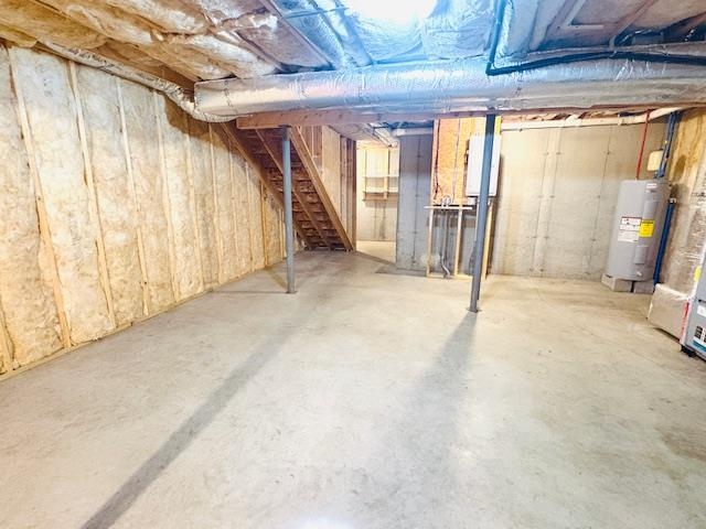 Epping, New Hampshire 03042, United States, 2 Bedrooms Bedrooms, ,2 BathroomsBathrooms,Residential,Pending,109018