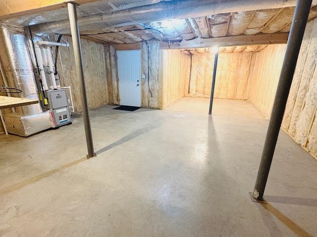 Epping, New Hampshire 03042, United States, 2 Bedrooms Bedrooms, ,2 BathroomsBathrooms,Residential,Pending,109018