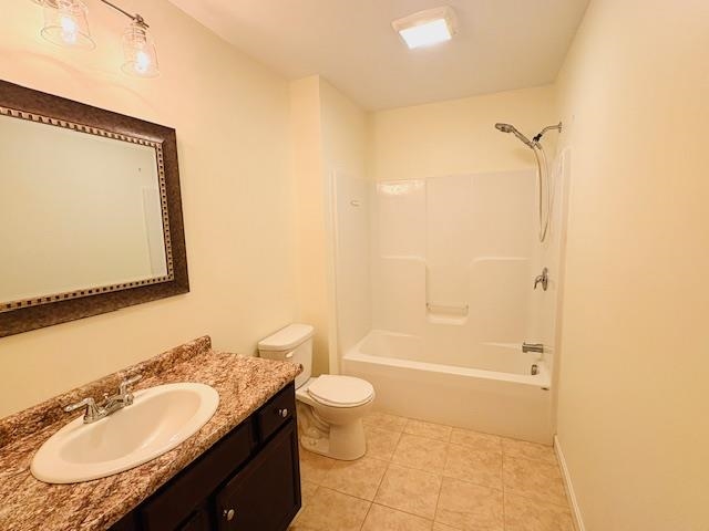 Epping, New Hampshire 03042, United States, 2 Bedrooms Bedrooms, ,2 BathroomsBathrooms,Residential,Pending,109018