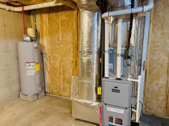 Epping, New Hampshire 03042, United States, 2 Bedrooms Bedrooms, ,2 BathroomsBathrooms,Residential,Pending,109018