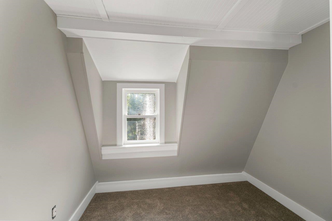 Barnstead, New Hampshire 03225, United States, 3 Bedrooms Bedrooms, ,2 BathroomsBathrooms,Residential,Active,190480