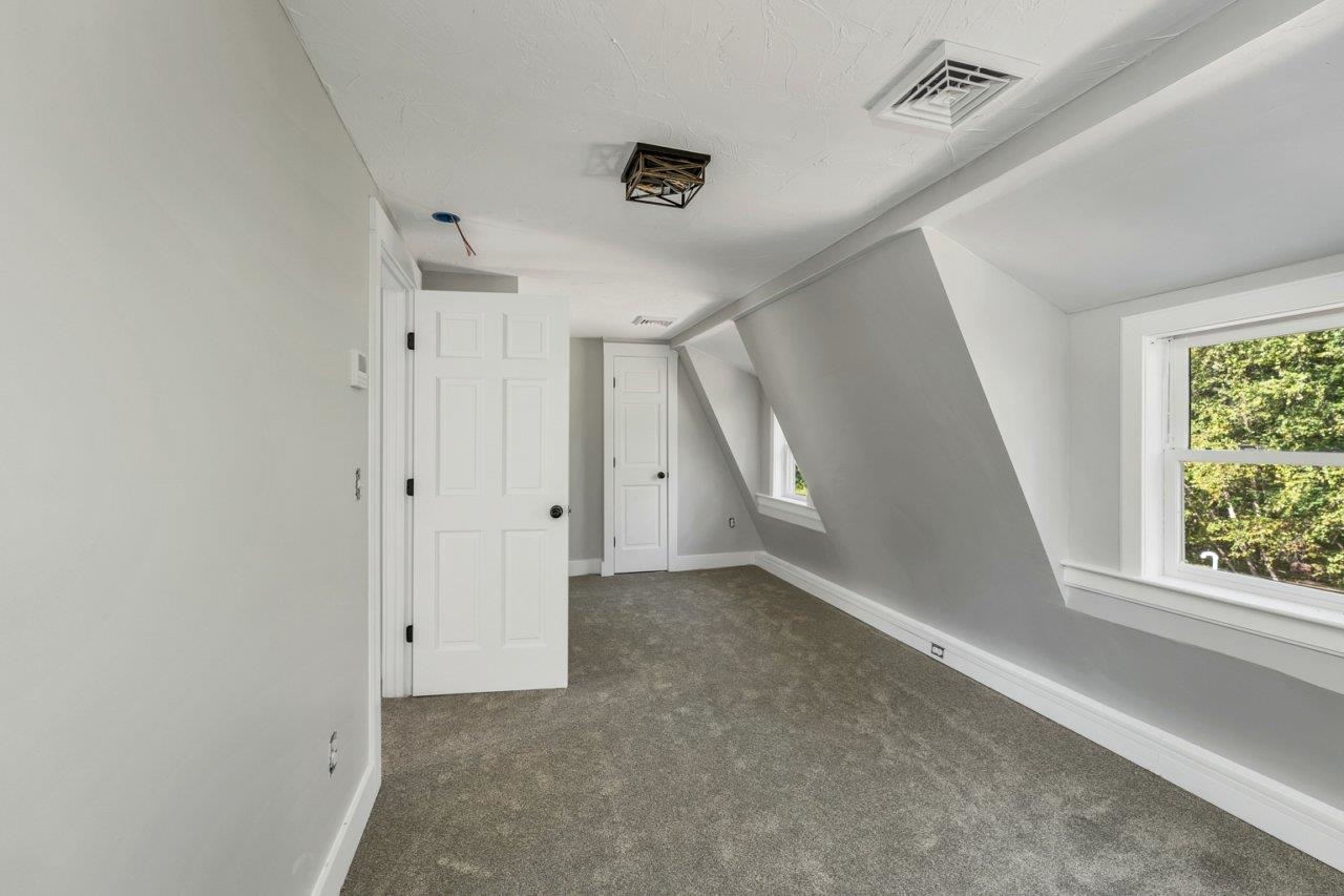 Barnstead, New Hampshire 03225, United States, 3 Bedrooms Bedrooms, ,2 BathroomsBathrooms,Residential,Active,190480