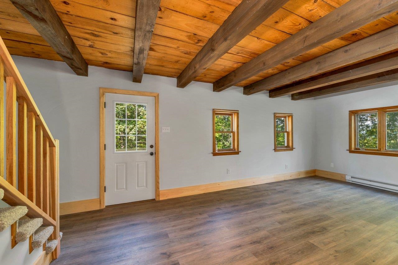 Barnstead, New Hampshire 03225, United States, 3 Bedrooms Bedrooms, ,2 BathroomsBathrooms,Residential,Active,190480