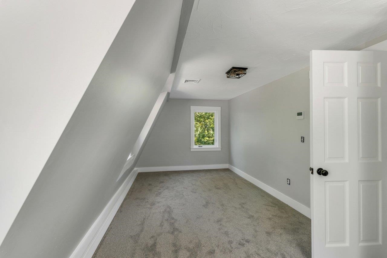 Barnstead, New Hampshire 03225, United States, 3 Bedrooms Bedrooms, ,2 BathroomsBathrooms,Residential,Active,190480