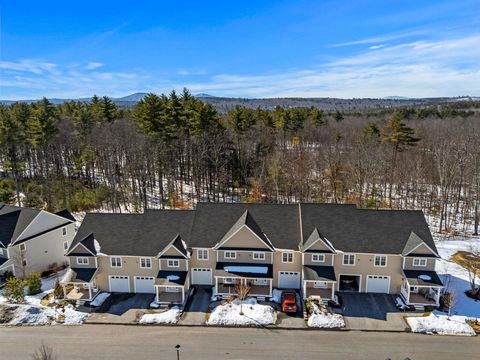 211 Woodview Way Manchester NH 03102