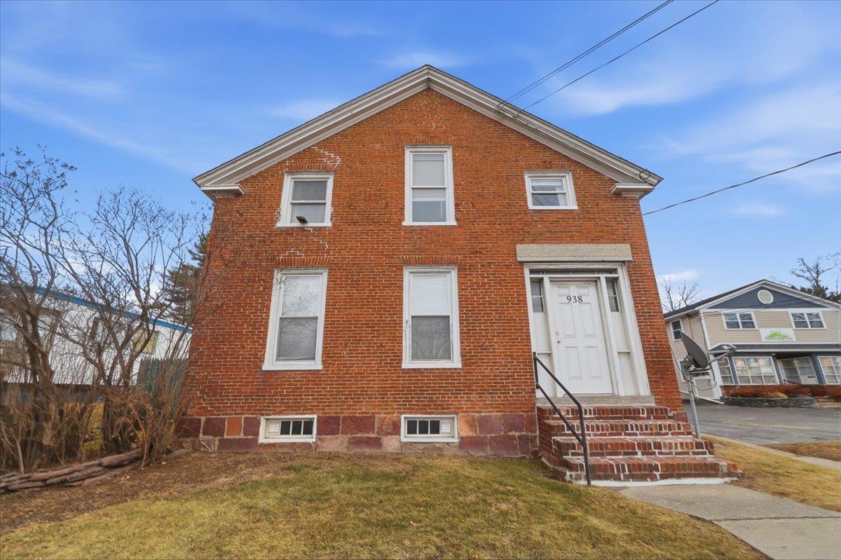 938-950 Shelburne Road