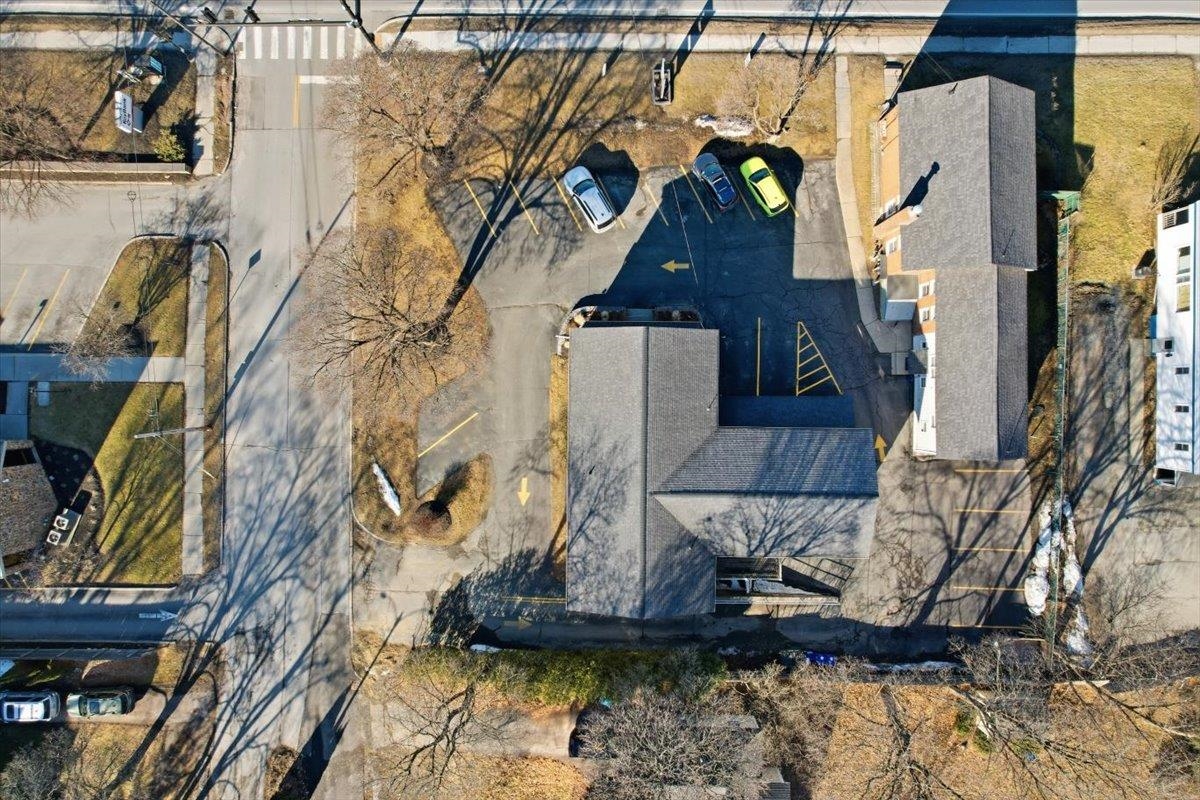 938-950 Shelburne Road