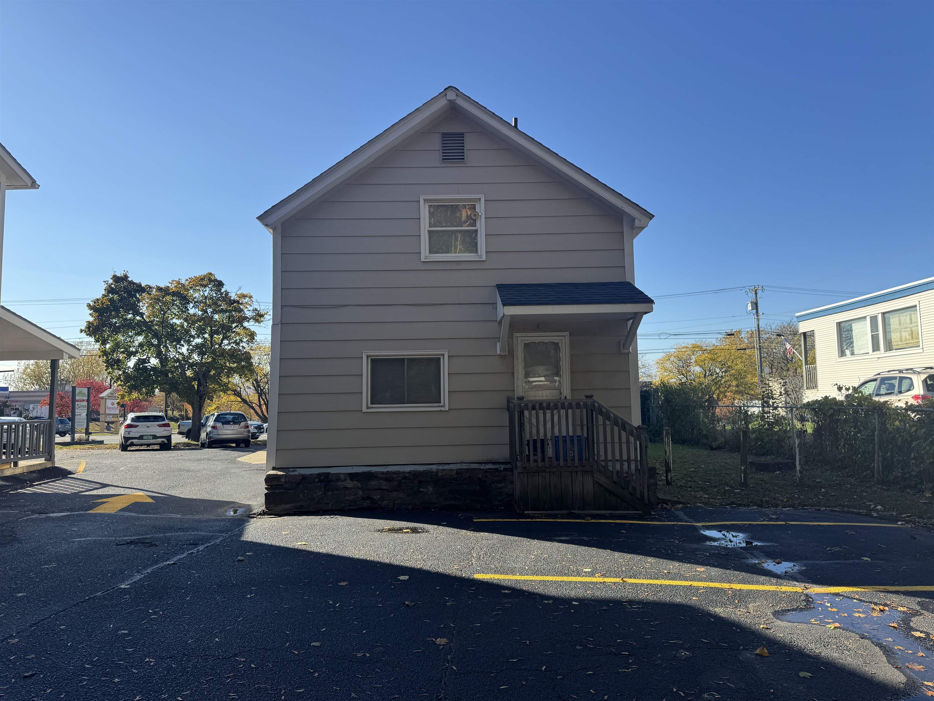 938-950 Shelburne Road