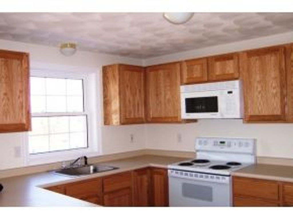 Photo of 5 Dakota Drive #2, Fremont, NH 03044 (MLS # 5064529)