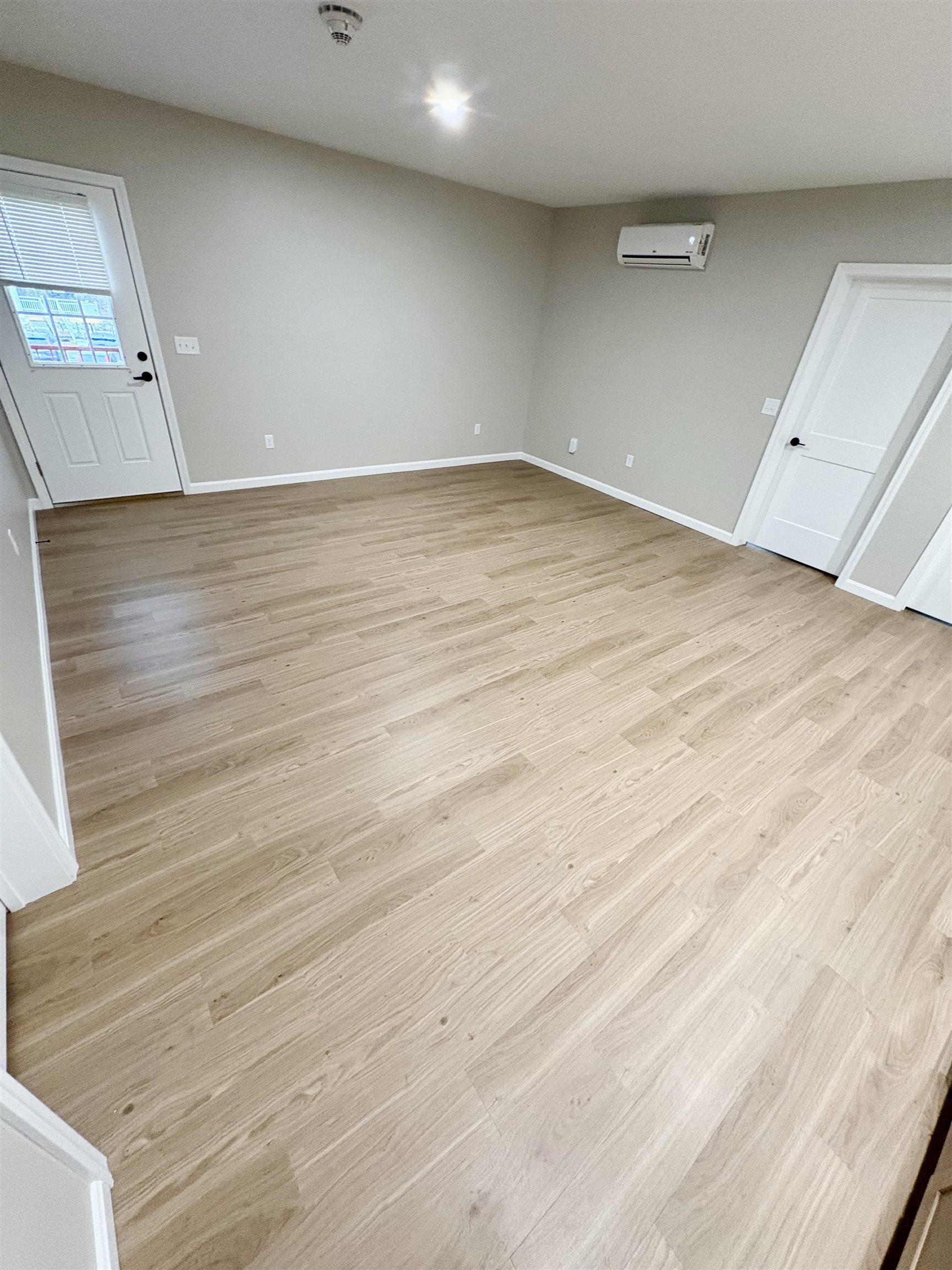 15 Mountain Road 202