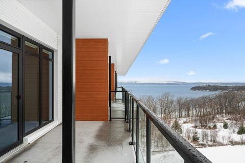 125 Cambrian Way 613 Burlington VT 05401