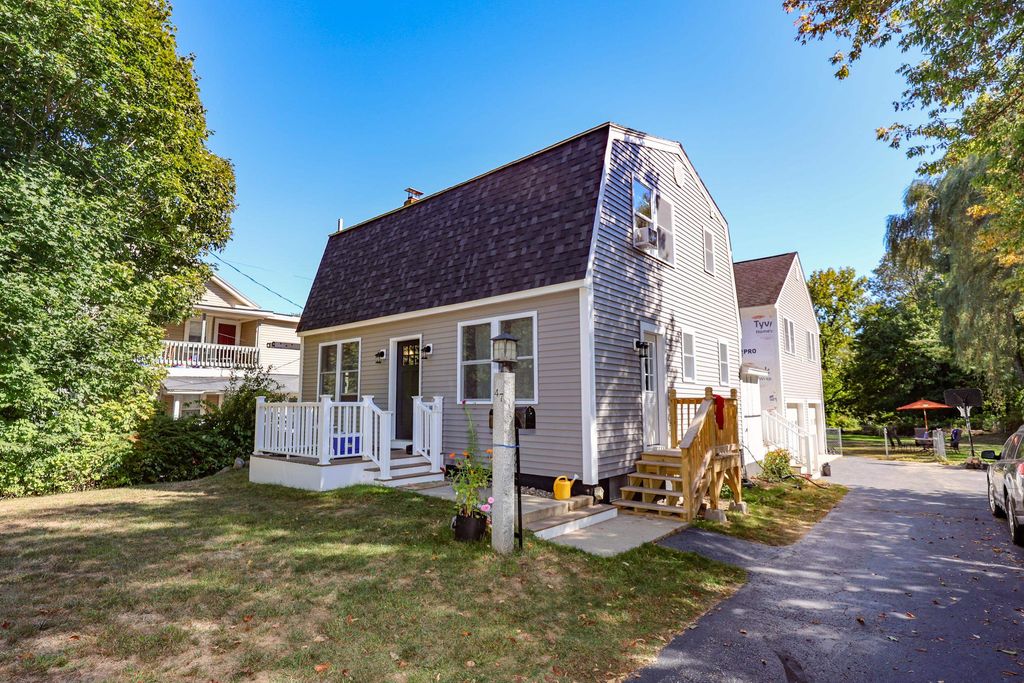 Photo of 47 Elm Street #A, Concord, NH 03303 (MLS # 5062302)